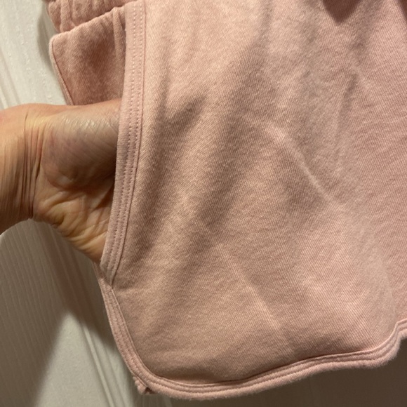 NWT Victoria’s Secret PINK Blush Pink Pocket Varsity Shorts - Picture 7 of 16